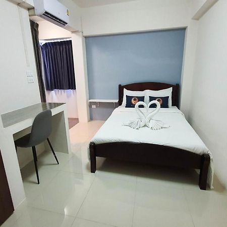 Roomquest Suvarnabhumi Ladkrabang 42 Bangkok Buitenkant foto