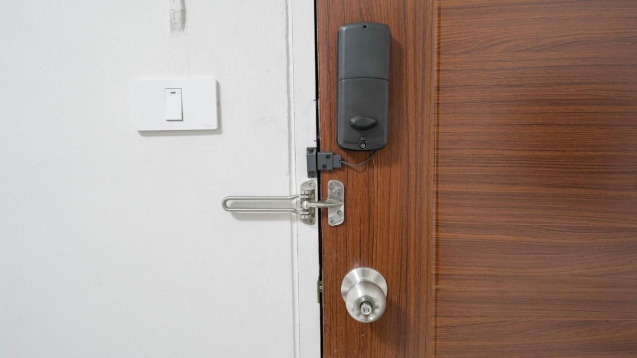 Roomquest Suvarnabhumi Ladkrabang 42 Bangkok Buitenkant foto