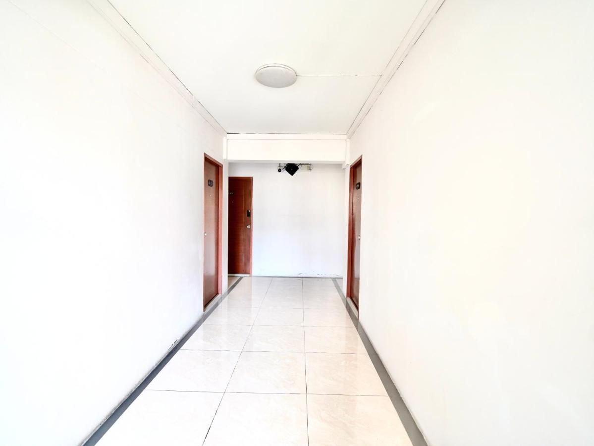 Roomquest Suvarnabhumi Ladkrabang 42 Bangkok Buitenkant foto