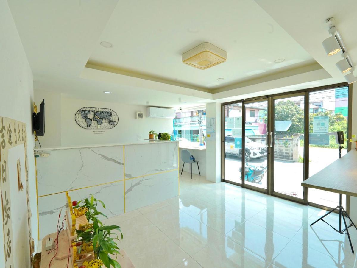 Roomquest Suvarnabhumi Ladkrabang 42 Bangkok Buitenkant foto