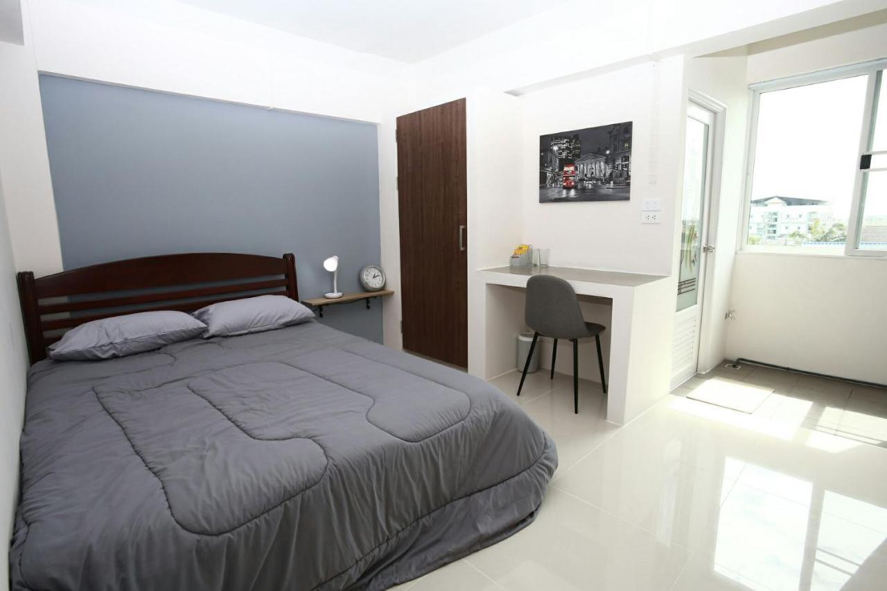 Roomquest Suvarnabhumi Ladkrabang 42 Bangkok Buitenkant foto