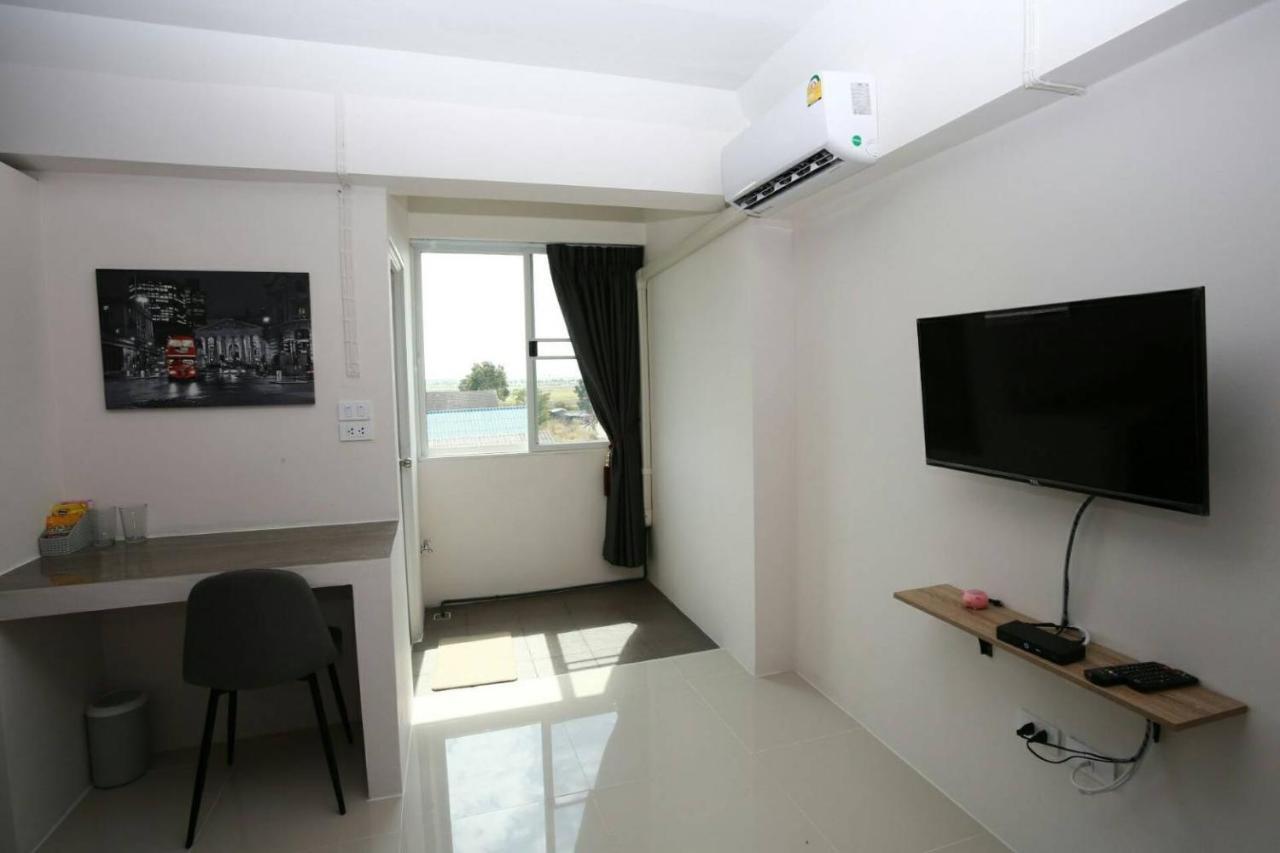 Roomquest Suvarnabhumi Ladkrabang 42 Bangkok Buitenkant foto